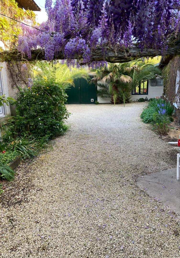 La Berge Du Clain - Joli Appartement A Poitiers Luaran gambar